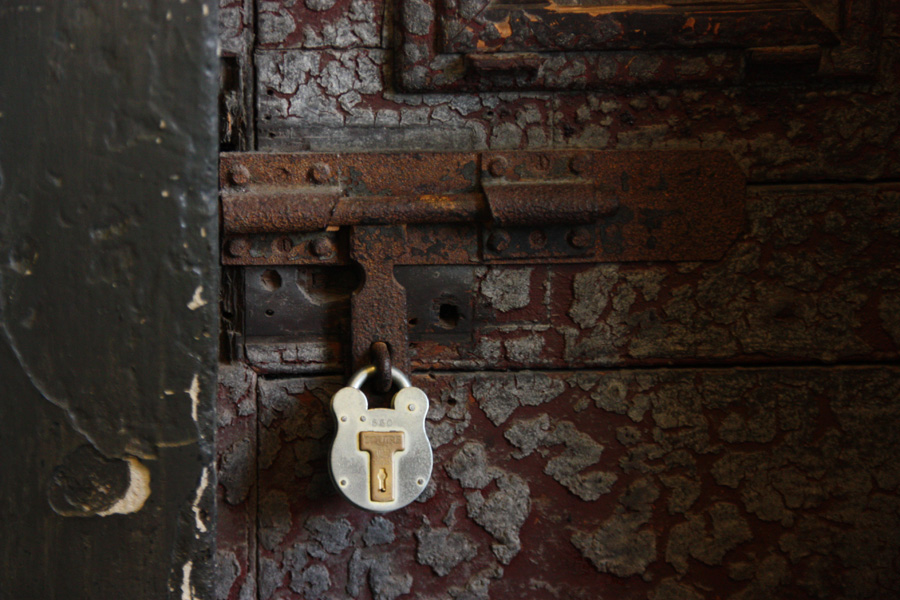 IMG_4300_a.jpg - Cell door of Joseph Plunkett, Kilmainham Gaol, Dublin, Ireland