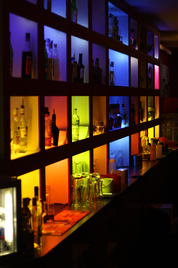 IMG_1026_a.jpg - Illuminated Bar