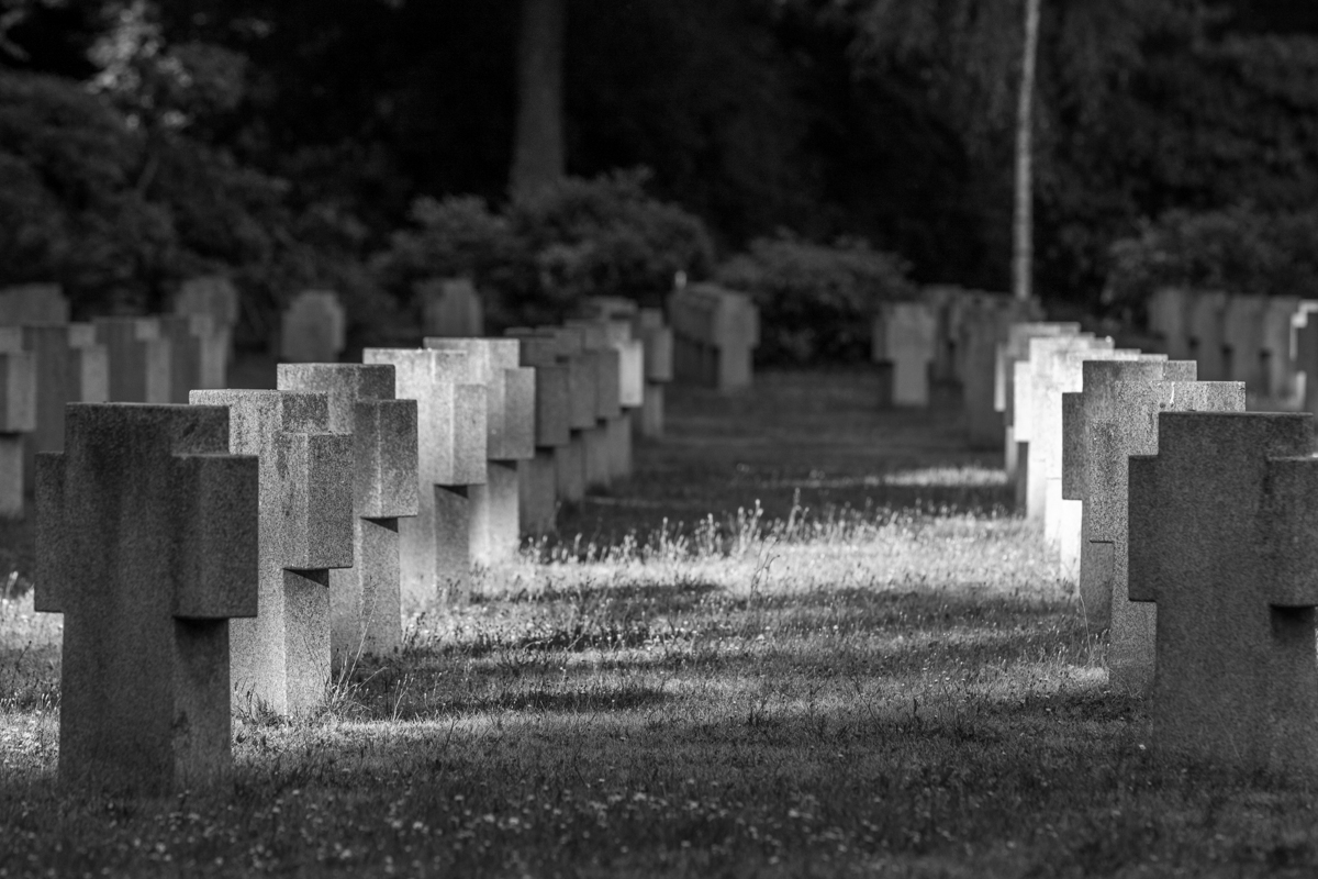 IMG_7697-1.jpg - War Graves, WWII, Stöcken Cemetery, Hannover, Germany
